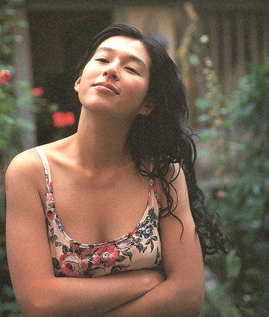 铃木保奈美的唯一露点 铃木保奈美的唯一露点