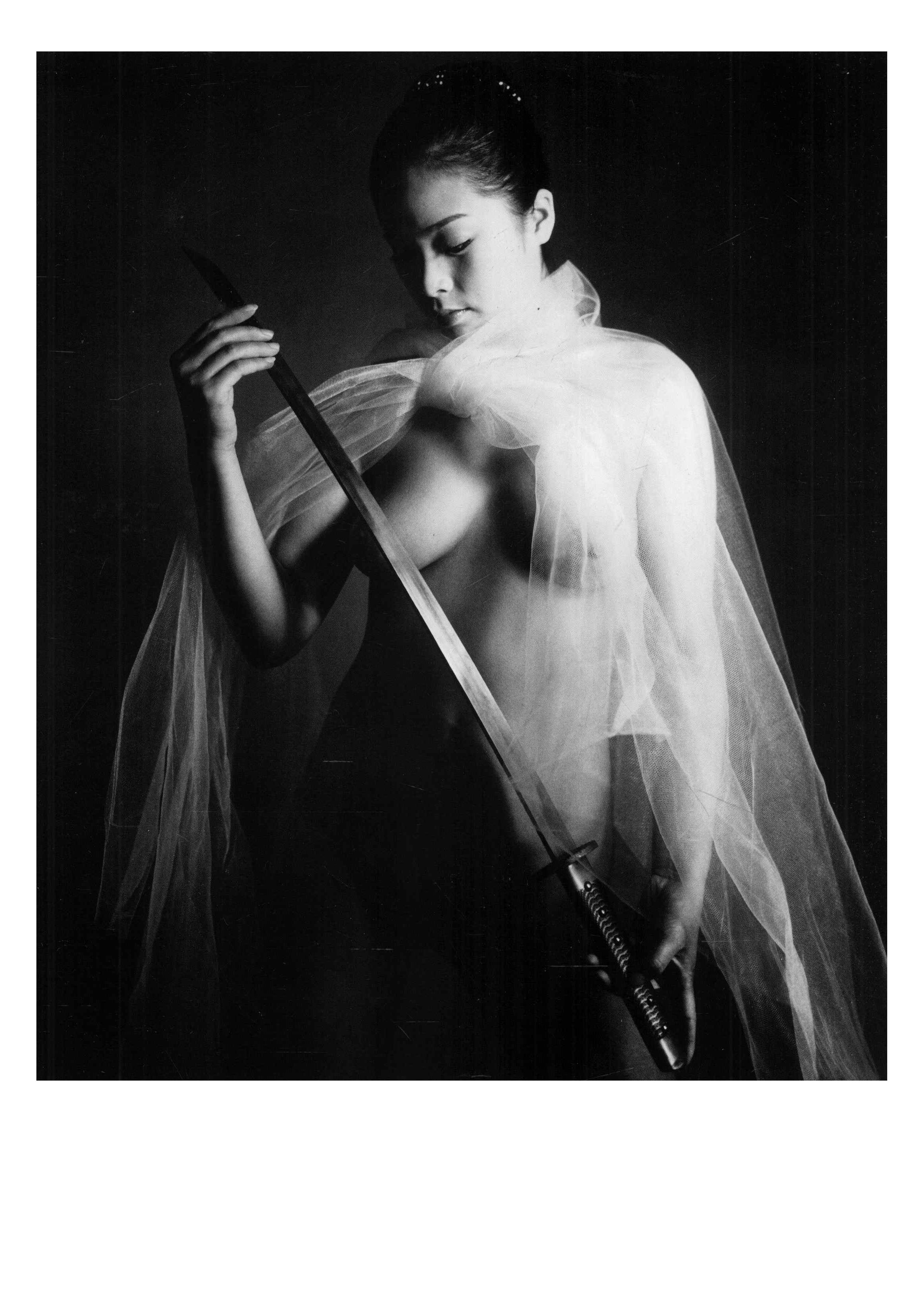 洁白如雪•黑白人体摄影艺术